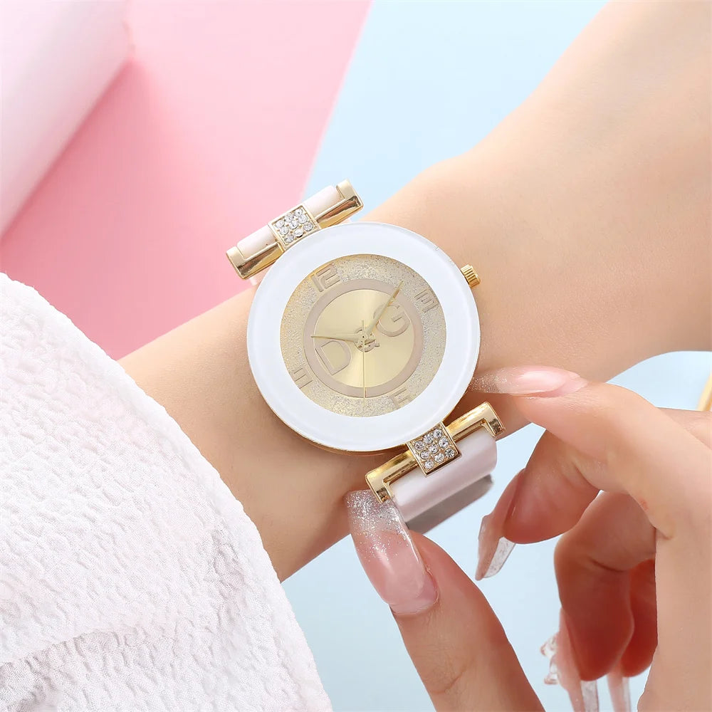 Fashion Ladies Simple Large Dial Quartz Watch Casual Sport Black White Silicone Women's Clock versatile dress Gift Watches